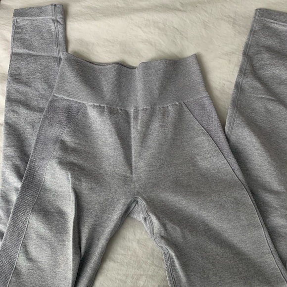 SOLD Gymshark Seamless leggings - Picture 2 of 3